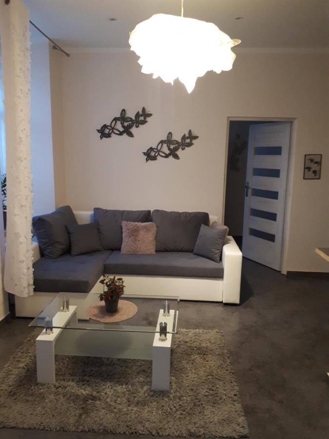 Sanktuarium Snu Apartments Glubczyce Buitenkant foto